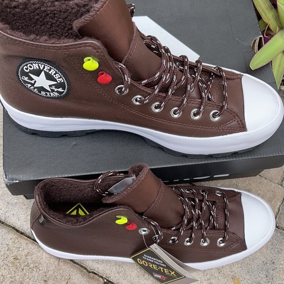 CONVERSE CTAS LUGGED WINTER HI BOOTS-PLATFORMS WMN - Picture 3 of 16